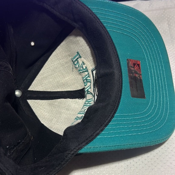 Vintage Parkway Ford Snap Back Hat Ford Trucks Cap Retro Dealership Waterloo - Picture 4 of 5